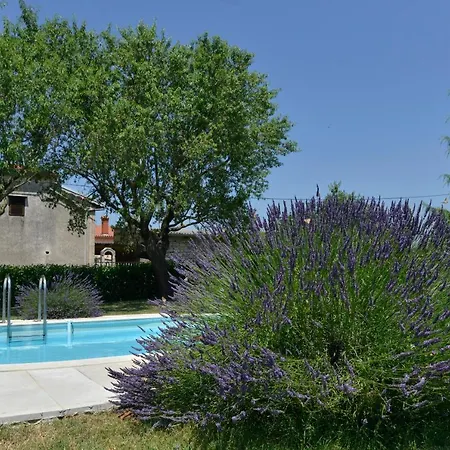 Holiday home Kuca Za Odmor Bozac *